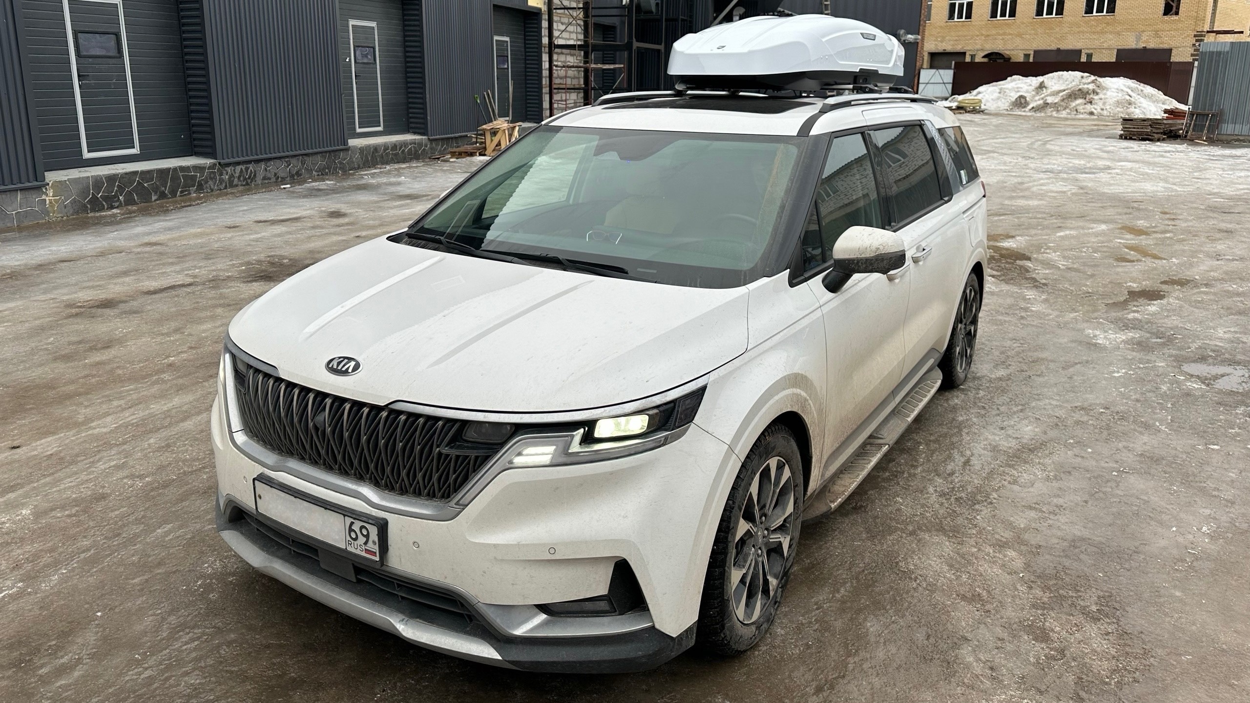 Kia Carnival